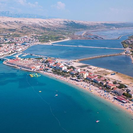 Apartments By The Sea Pag - 11778 Pag Town Exterior foto